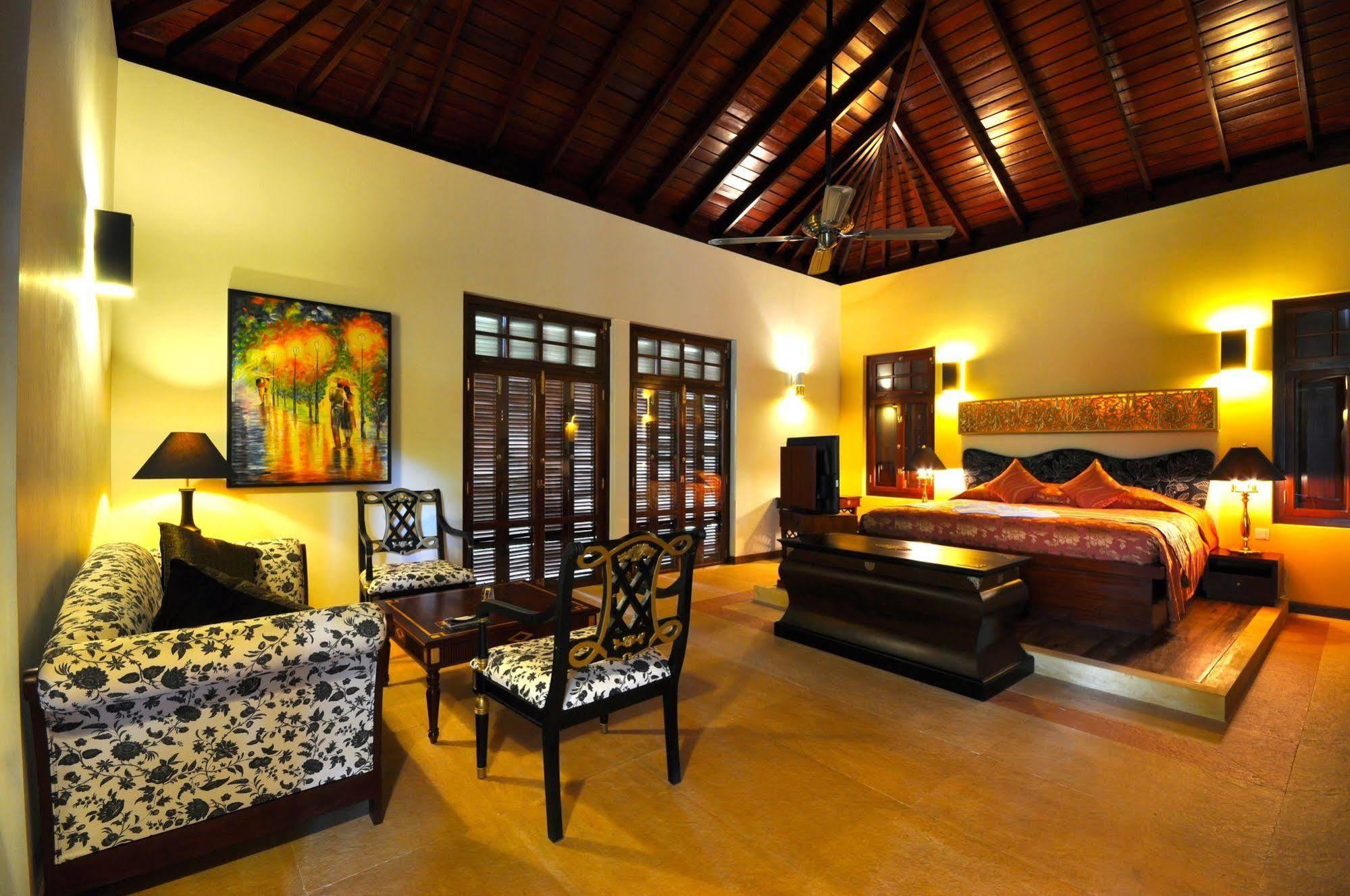Cocoon Resort And Villas Induruwa Exterior foto